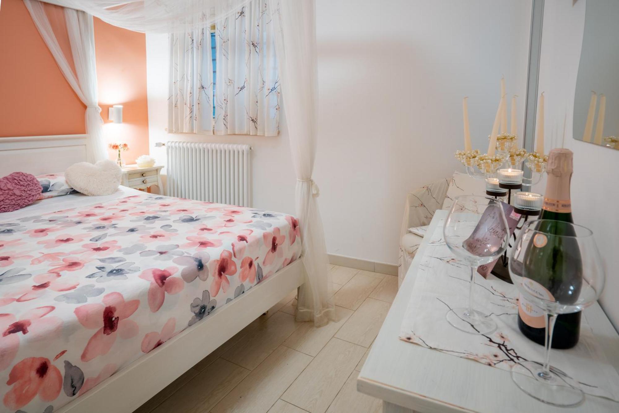 Ferienhaus Petali Rosa - Dimora Peonia Polignano a Mare